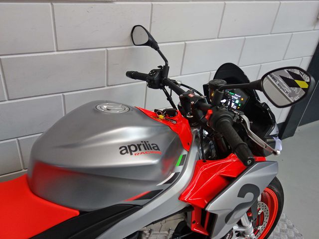 aprilia - tuono-660