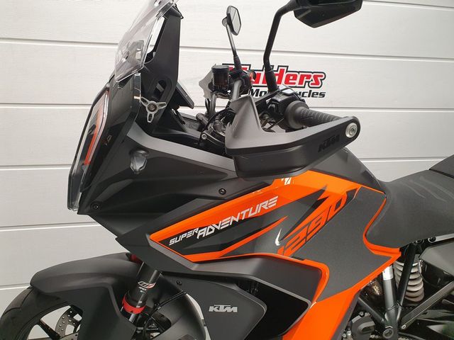 ktm - 1290-super-adventure-s