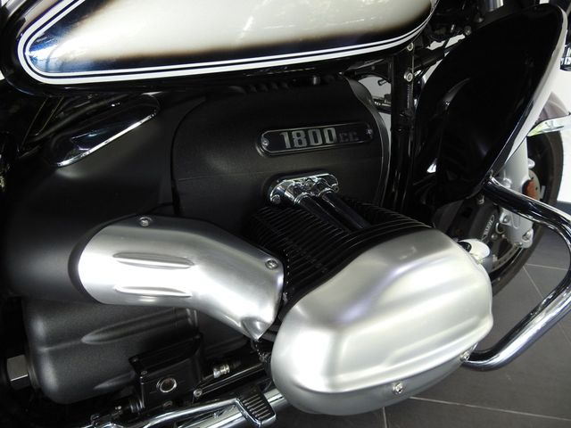 bmw - r-18-transcontinental