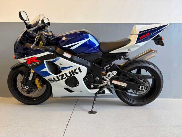 suzuki - gsx-r-750