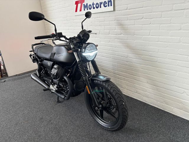 moto-guzzi - v-7-stone-850