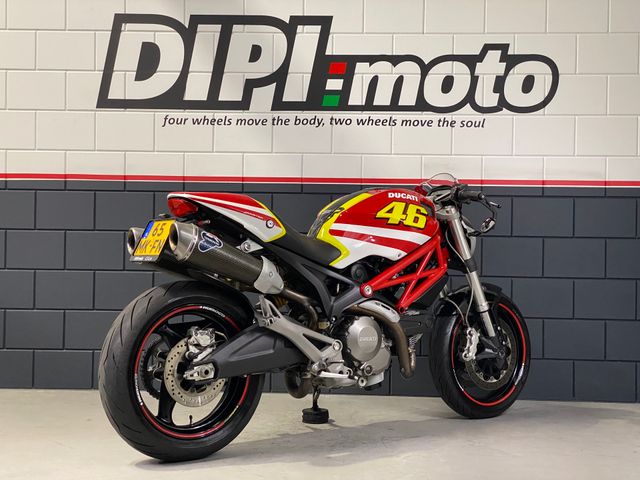 ducati - monster-696