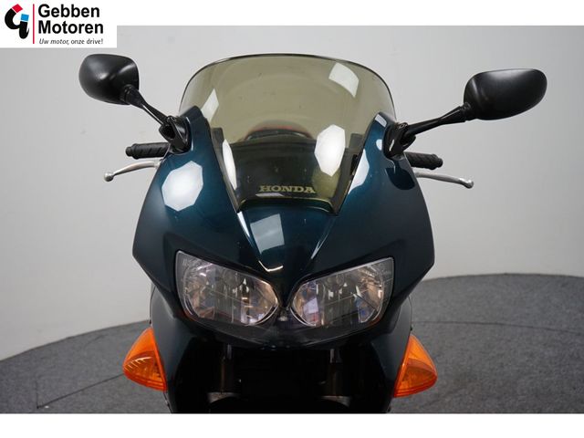 honda - vfr-800