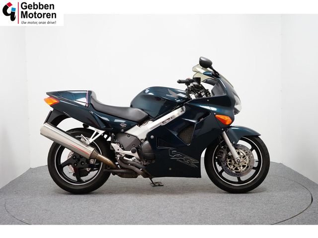 honda - vfr-800