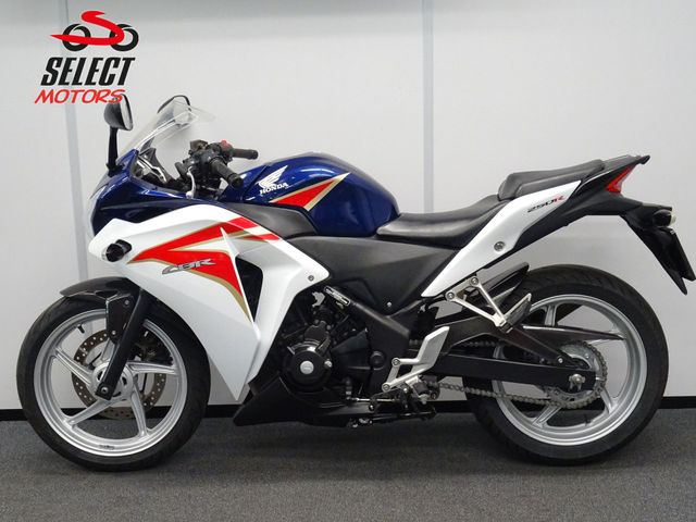 honda - cbr-250-r
