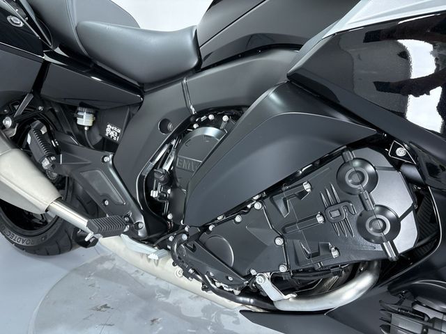 bmw - k-1600-gt