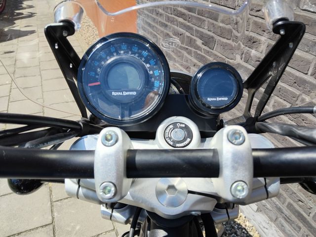 royal-enfield - super-meteor-650