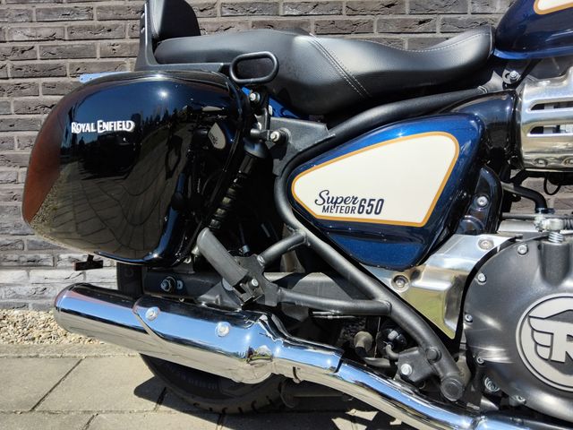royal-enfield - super-meteor-650