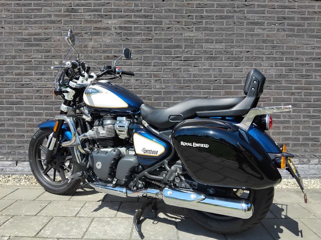 royal-enfield - super-meteor-650