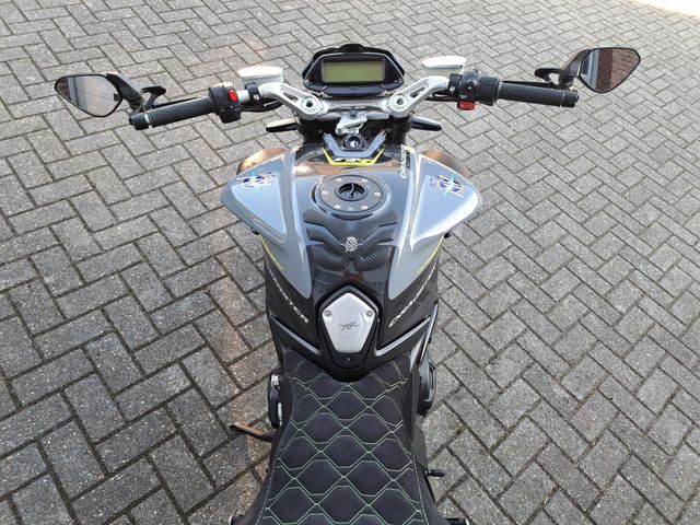 mv-agusta - dragster-800-rr