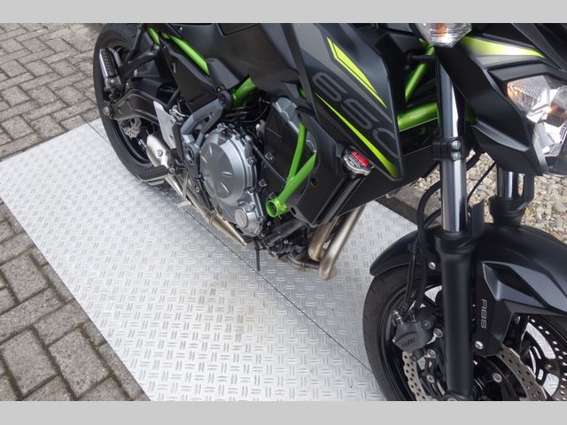 kawasaki - z650-abs
