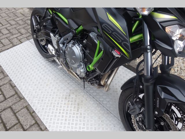 kawasaki - z650-abs