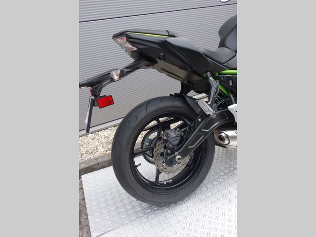 kawasaki - z650-abs