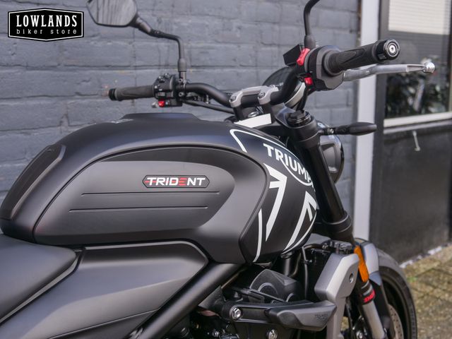 triumph - trident-660