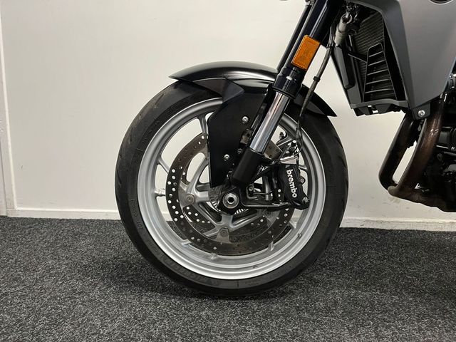 bmw - f-900-r