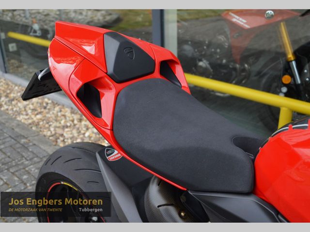 ducati - 1199-panigale-s