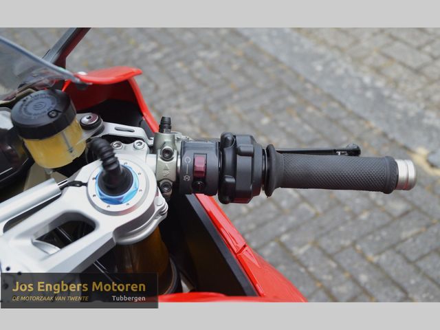 ducati - 1199-panigale-s