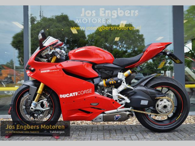 ducati - 1199-panigale-s