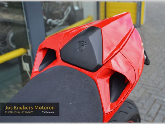 ducati - 1199-panigale-s