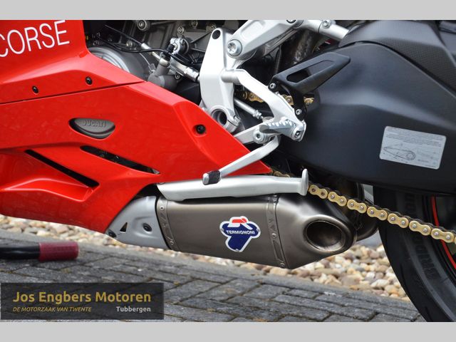 ducati - 1199-panigale-s