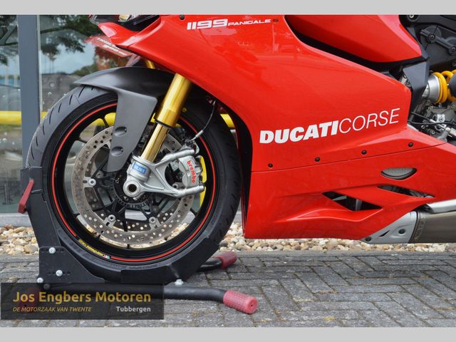 ducati - 1199-panigale-s