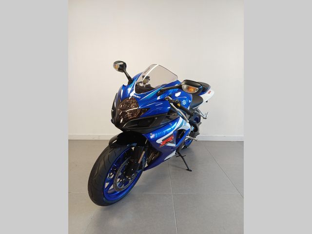 suzuki - gsx-r-750