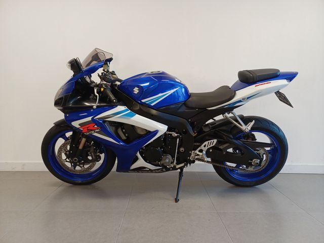suzuki - gsx-r-750