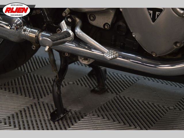 triumph - bonneville--t-120