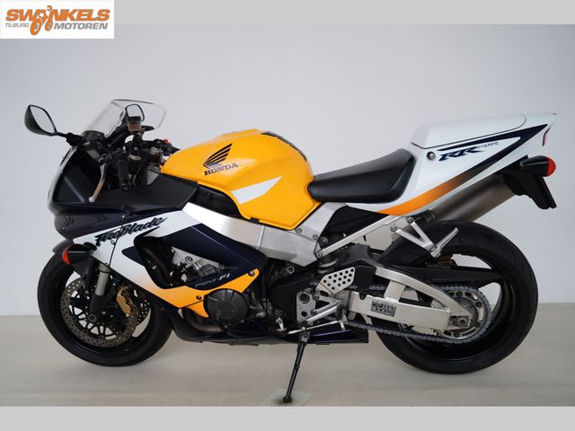 honda - cbr-900-rr-fireblade