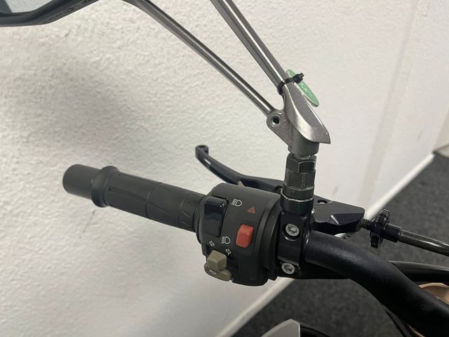 kawasaki - z1000-abs