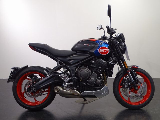 triumph - trident-660-triple-tribute-edition