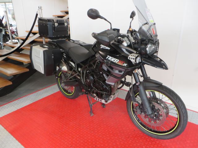 triumph - tiger-800-xcx