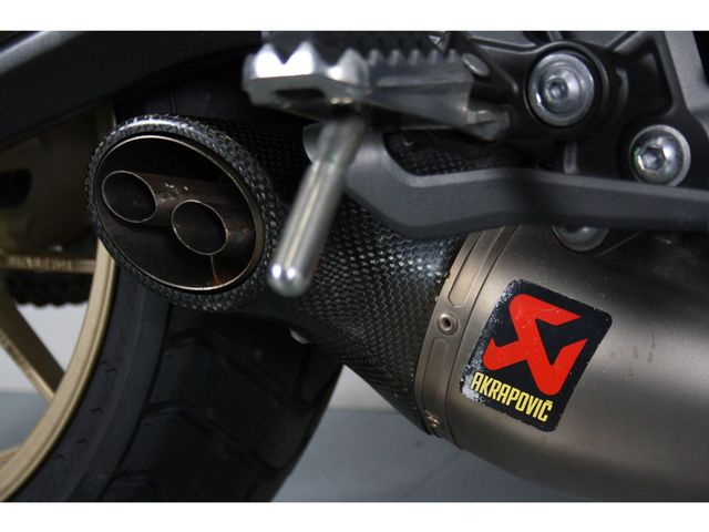 yamaha - xsr-700-xtribute