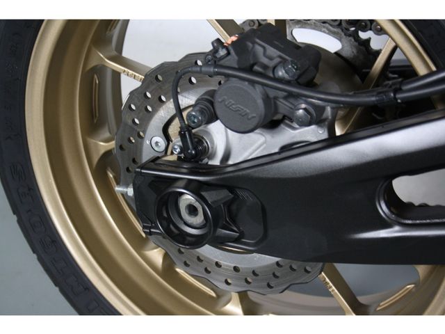 yamaha - xsr-700-xtribute