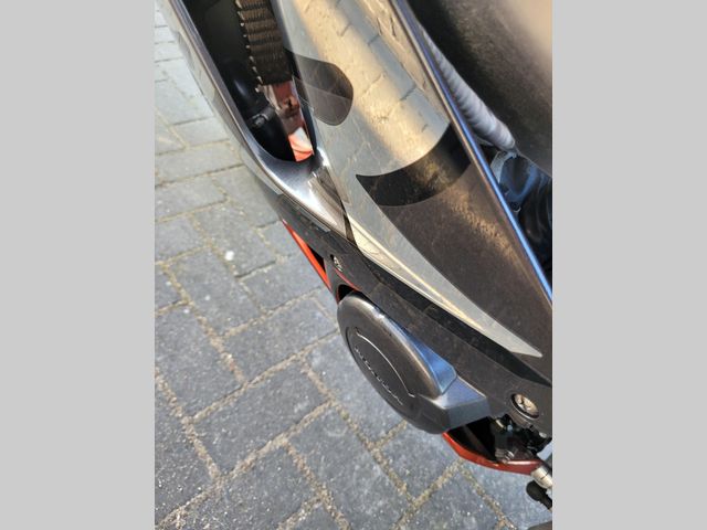 honda - cbr-900-rr-fireblade