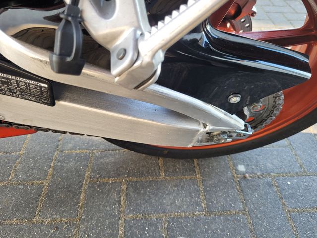 honda - cbr-900-rr-fireblade