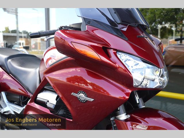 honda - st-1300-pan-european-abs