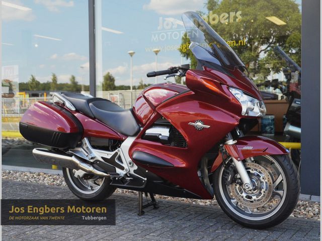 honda - st-1300-pan-european-abs