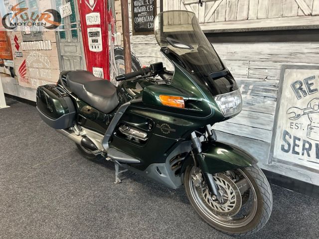 honda - st-1100-pan-european