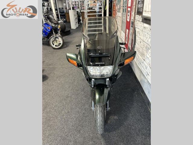 honda - st-1100-pan-european