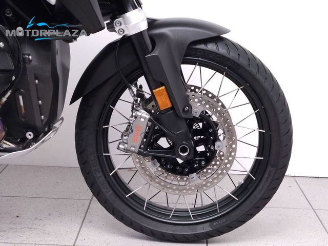 bmw - r-1300-gs