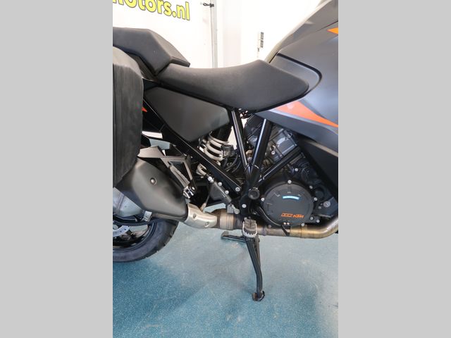 ktm - 1290-super-adventure-s