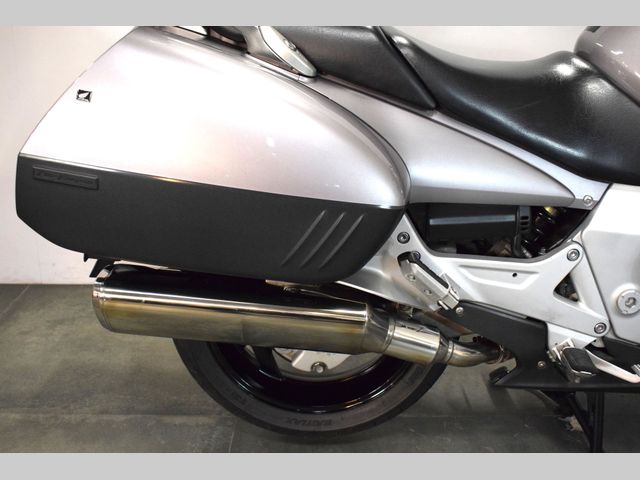 honda - st-1300-pan-european