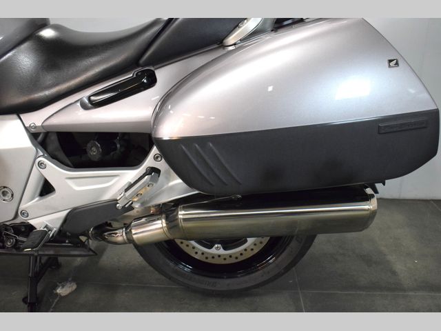 honda - st-1300-pan-european