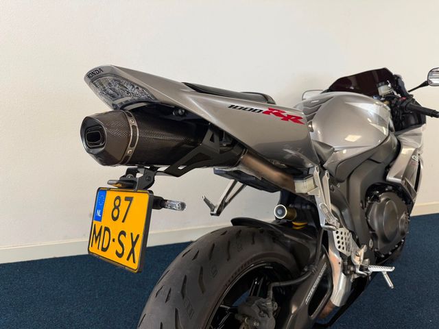 honda - cbr-1000-rr-fireblade