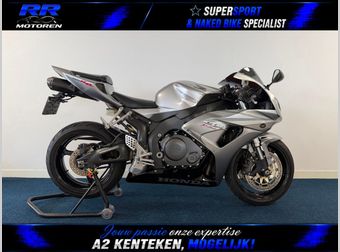 Honda CBR 1000 RR Fireblade 2006 occasion