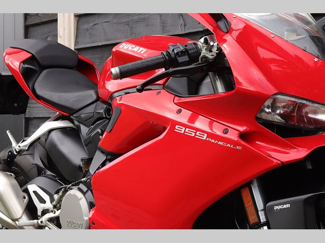 ducati - 959-panigale