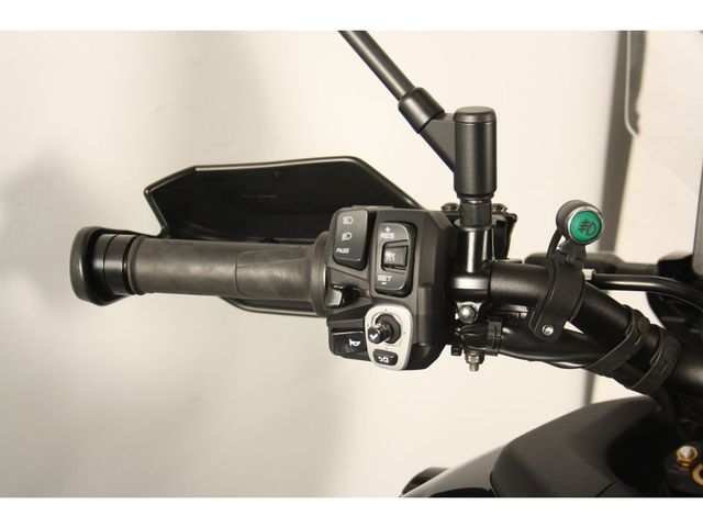 yamaha - tracer-9-gt--