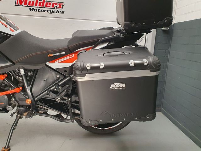 ktm - 1290-super-adventure-s