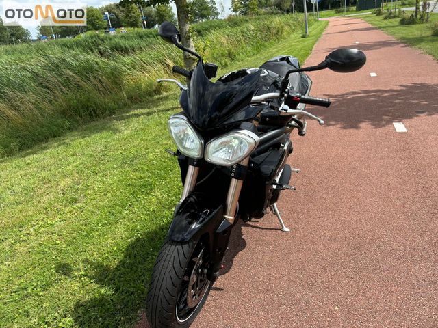 triumph - speed-triple-special-edition
